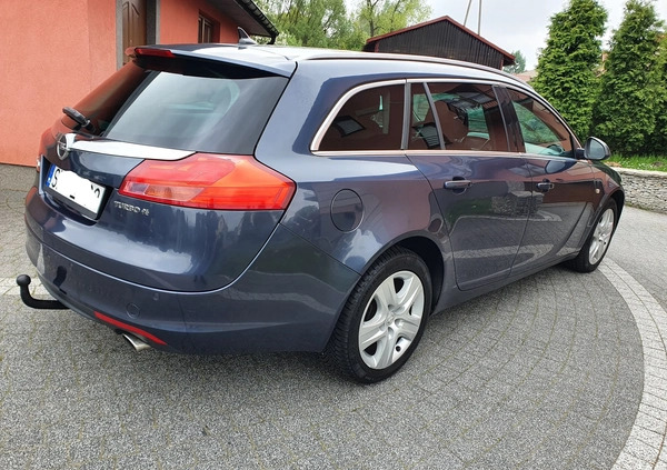 Opel Insignia cena 26900 przebieg: 231000, rok produkcji 2010 z Poręba małe 154